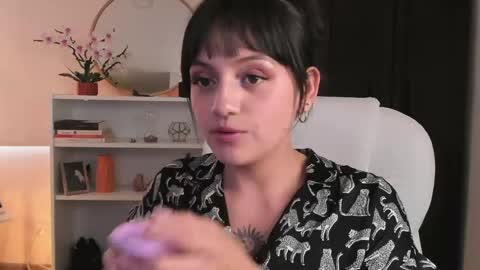 Snapshot of nahiapaws chatting on May 2026 10:29:01 PM Nahia INDEPENDENT MODEL P online show from May 2026 10:29:01 PM