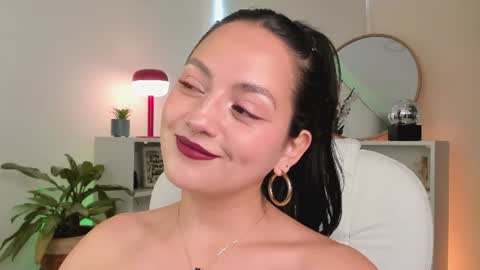 Snapshot of nahiapaws chatting on July 2026 09:23:02 PM Nahia INDEPENDENT MODEL P online show from July 2026 09:23:02 PM
