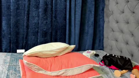 nahirobyy ebonyy online show from February 2025 04:14:02 AM