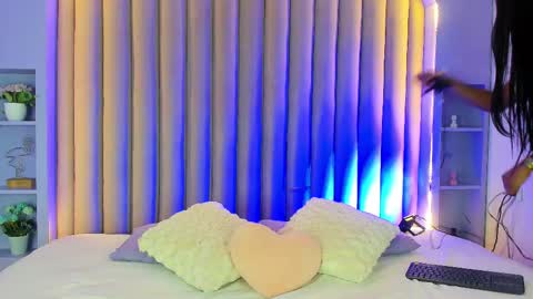  VICTORIA  online show from February 2025 07:31:02 PM