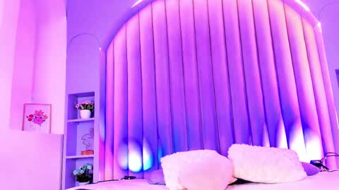  VICTORIA  online show from February 2025 07:28:02 PM