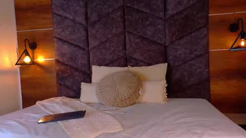  VICTORIA  online show from December 2025 07:53:02 PM