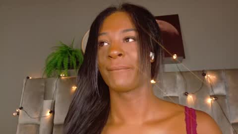 Snapshot of nahomicampbell_ chatting on May 2026 07:31:01 PM VICTORIA online show from May 2026 07:31:01 PM