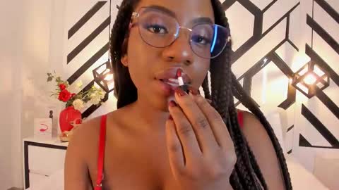 Nahomi online show from March 2026 01:35:02 PM