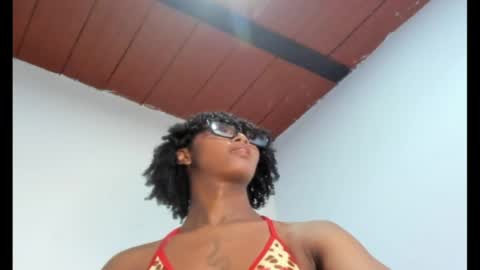 nahomy_james25 online show from June 2026 11:07:02 PM