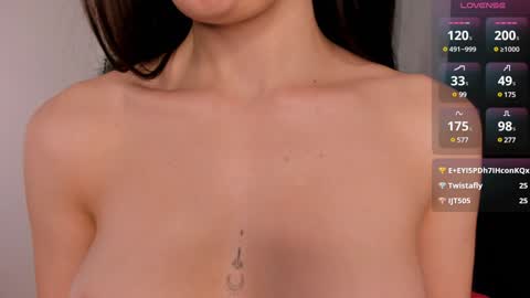 Snapshot of naiamo chatting on December 2024 08:11:02 AM Sonny online show from December 2024 08:11:02 AM