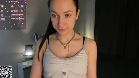 Snapshot of naiamo chatting on February 2025 05:09:01 AM Sonny online show from February 2025 05:09:01 AM