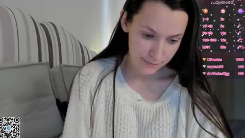 Snapshot of naiamo chatting on February 2025 12:11:02 PM Sonny online show from February 2025 12:11:02 PM