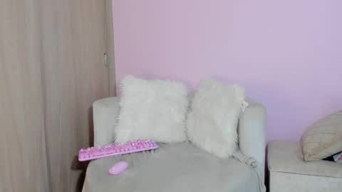 Snapshot of naileea chatting on December 2024 05:43:02 PM online show from December 2024 05:43:02 PM