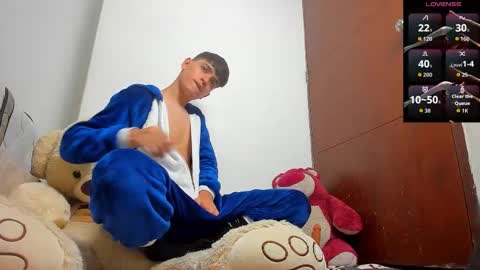  N A I M T H E  K I N G  online show from March 2026 11:33:01 PM