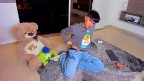  N A I M T H E  K I N G  online show from March 2026 11:22:02 PM