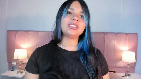 nairovy_1 online show from February 2026 10:20:02 AM