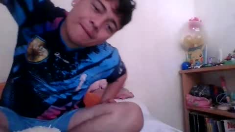 naisha and axel2 online show from January 2026 05:27:02 PM