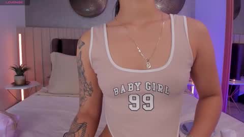 Snapshot of naishaford_1 chatting on January 2026 04:06:01 AM Naisha Ford online show from January 2026 04:06:01 AM