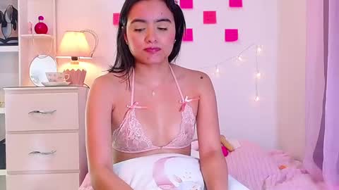 Snapshot of naissha chatting on January 2025 02:42:02 PM Naissha online show from January 2025 02:42:02 PM