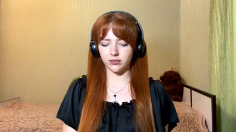 Snapshot of nakitawiggin chatting on February 2026 10:11:01 AM Luna online show from February 2026 10:11:01 AM