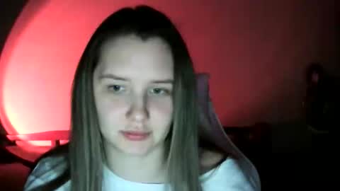 Lola online show from April 2026 04:16:01 PM