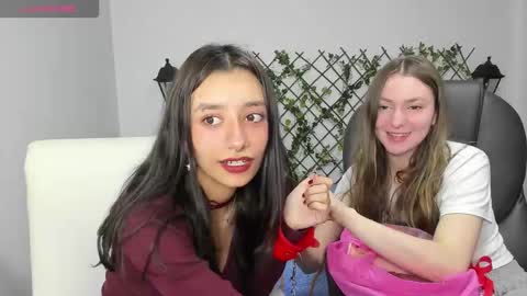 Snapshot of nana_rousse chatting on February 2026 11:49:02 PM Rousse online show from February 2026 11:49:02 PM