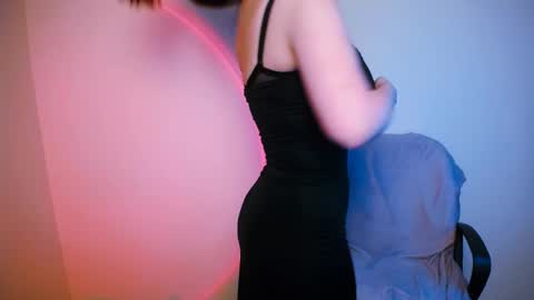 your candy  online show from February 2025 04:53:01 PM