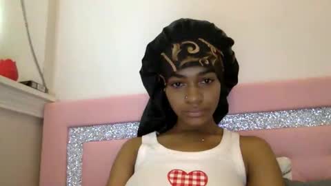 Snapshot of nanaonn chatting on April 2026 06:55:01 PM nanaonn online show from April 2026 06:55:01 PM