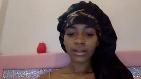 Snapshot of nanaonn chatting on May 2026 07:52:01 PM nanaonn online show from May 2026 07:52:01 PM