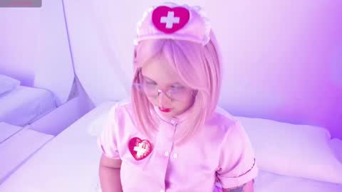 NanaOsaky online show from September 2025 12:19:01 PM