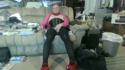 nancyboy_1 online show from February 2026 10:44:01 PM