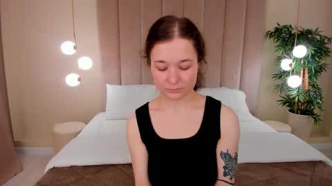 Nancy online show from September 2025 03:41:02 AM