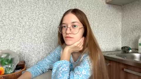 Snapshot of nancytrudics chatting on March 2026 05:22:01 AM Niki online show from March 2026 05:22:01 AM