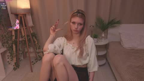 nannetteterrill online show from April 2026 06:03:01 AM