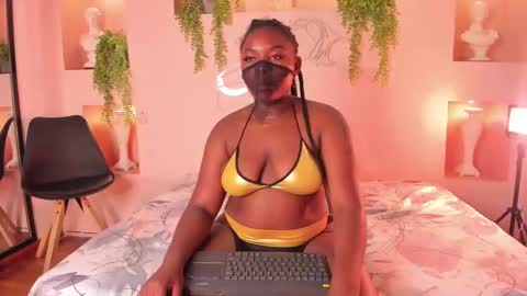 nanymoreno online show from October 2025 12:46:01 PM