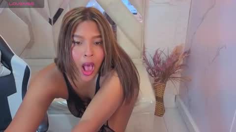 Snapshot of naomi_tp chatting on March 2026 12:30:01 PM Naomi online show from March 2026 12:30:01 PM