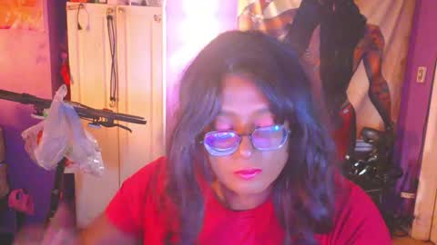 Snapshot of naomifux chatting on June 2026 01:41:02 AM Naomi online show from June 2026 01:41:02 AM
