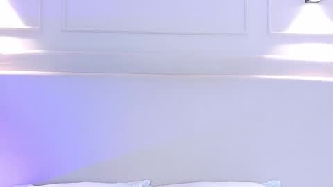 Naomi Klarc online show from November 2025 03:17:01 AM