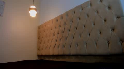 Snapshot of naomis_35 chatting on February 2026 07:19:02 PM naomis_35 online show from February 2026 07:19:02 PM