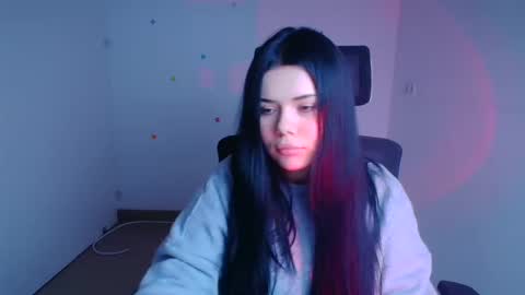 Naomi online show from October 2025 06:06:01 PM