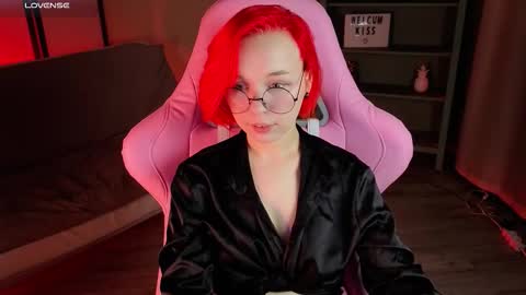 Naomi online show from September 2025 08:41:01 PM