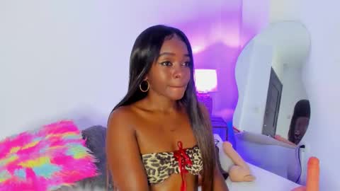 naomy_191 online show from October 2025 02:56:01 AM