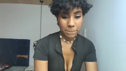 Snapshot of naomy__smith__ chatting on February 2026 08:07:01 PM N A O M Y online show from February 2026 08:07:01 PM