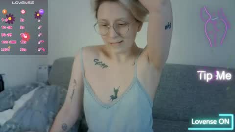 Snapshot of naozuqace chatting on May 2026 10:01:01 AM NaozuQAce online show from May 2026 10:01:01 AM