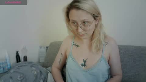 Snapshot of naozuqace chatting on May 2026 12:56:02 PM NaozuQAce online show from May 2026 12:56:02 PM