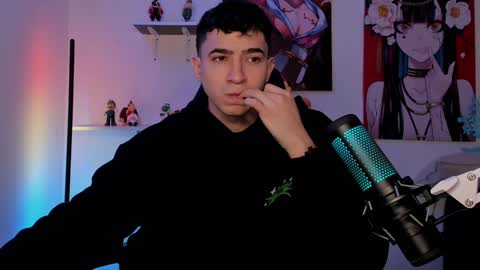 Snapshot of naranjo_seb chatting on December 2024 02:01:02 AM sebastian online show from December 2024 02:01:02 AM