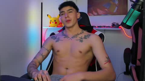 Snapshot of naranjo_seb chatting on January 2025 06:49:02 AM sebastian online show from January 2025 06:49:02 AM