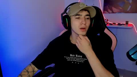 Snapshot of naranjo_seb chatting on February 2025 05:52:01 AM sebastian online show from February 2025 05:52:01 AM