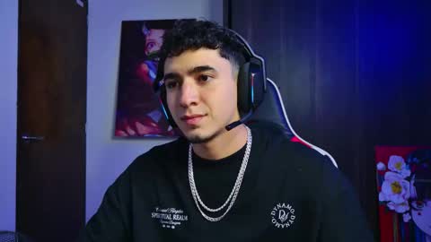 sebastian online show from November 2025 01:48:02 AM