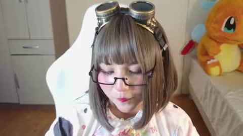 Naree online show from March 2026 05:51:01 PM