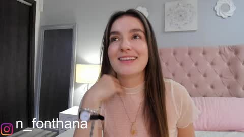 Nashly Fontana online show from December 2024 06:01:02 PM