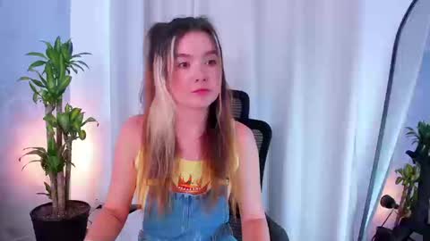 Nashly Fontana online show from March 2026 02:21:01 PM