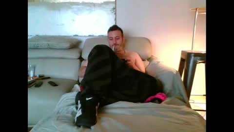 nassobout online show from October 2025 09:53:01 AM