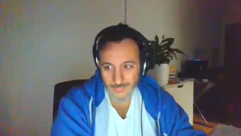 nassobout online show from December 2025 10:30:02 PM